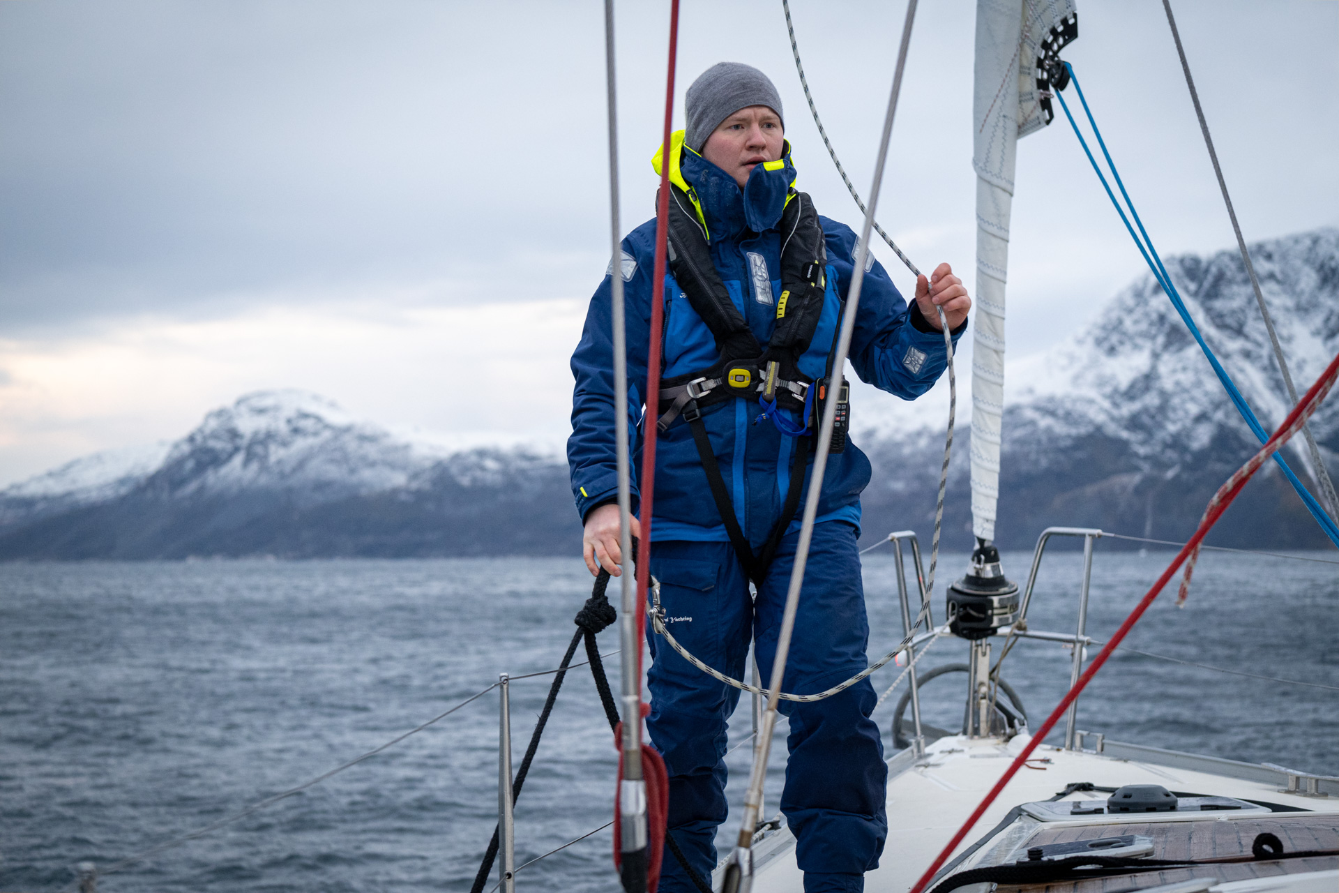 Unser Skipper Vetla an Deck unserer Segelyacht