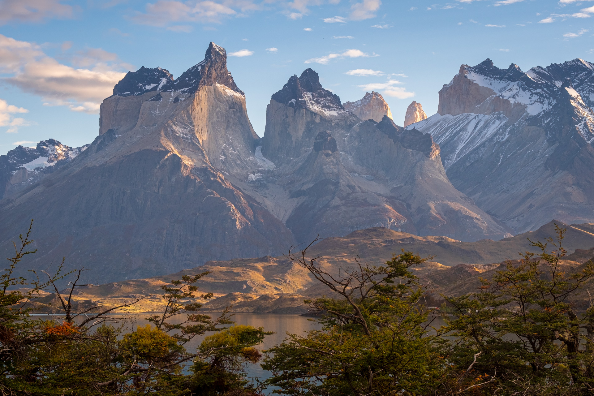 Torres del Paine Cuernos Lago Pehoe