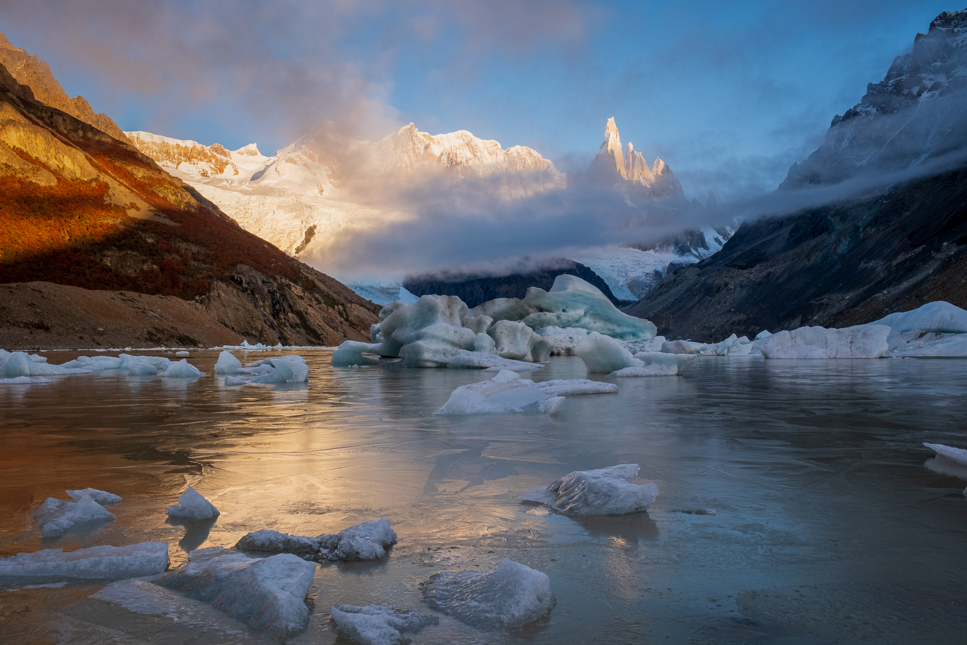 Laguna Torre with mountains and icy lagoon.